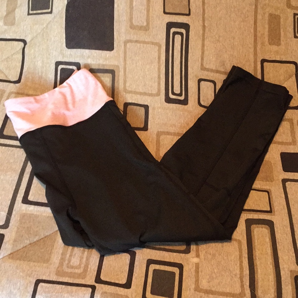 Starting point black workout capris size M